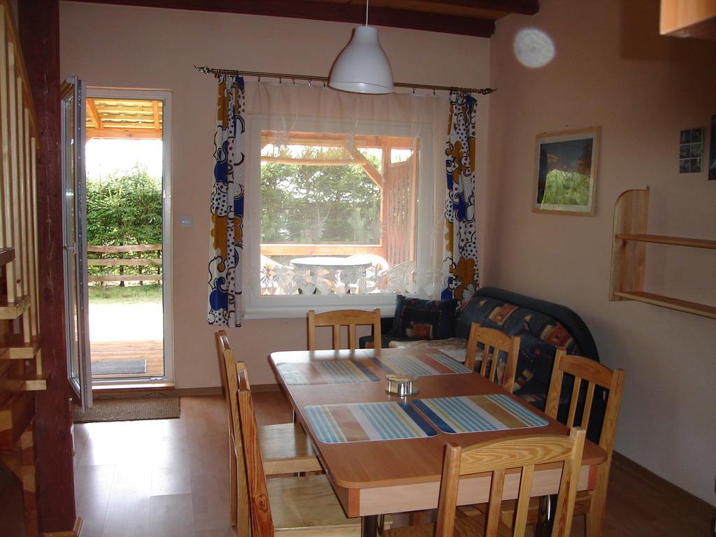 Apartamenty-Domy Lubiatowo  Kamer foto